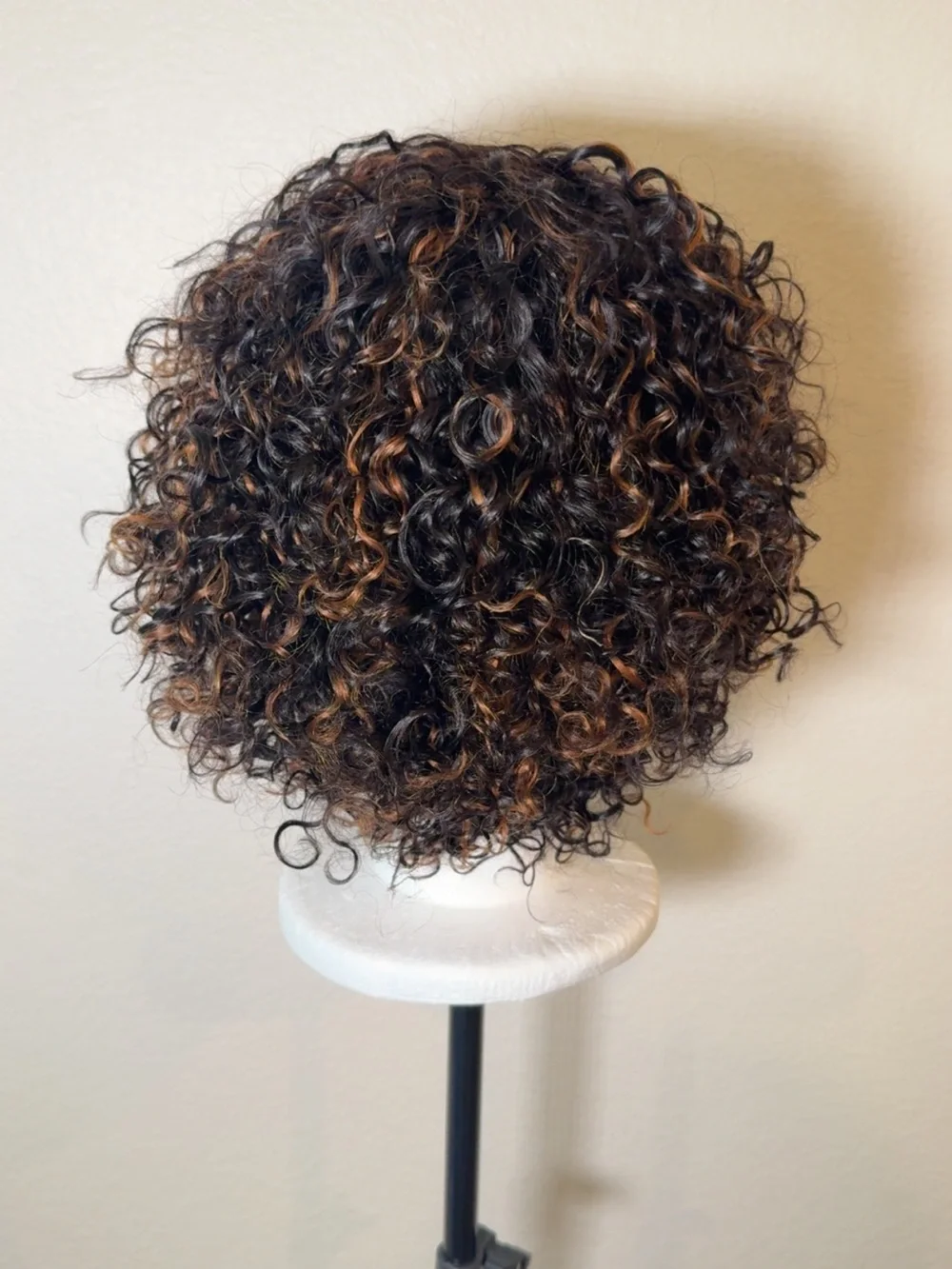 Kinky curl wig